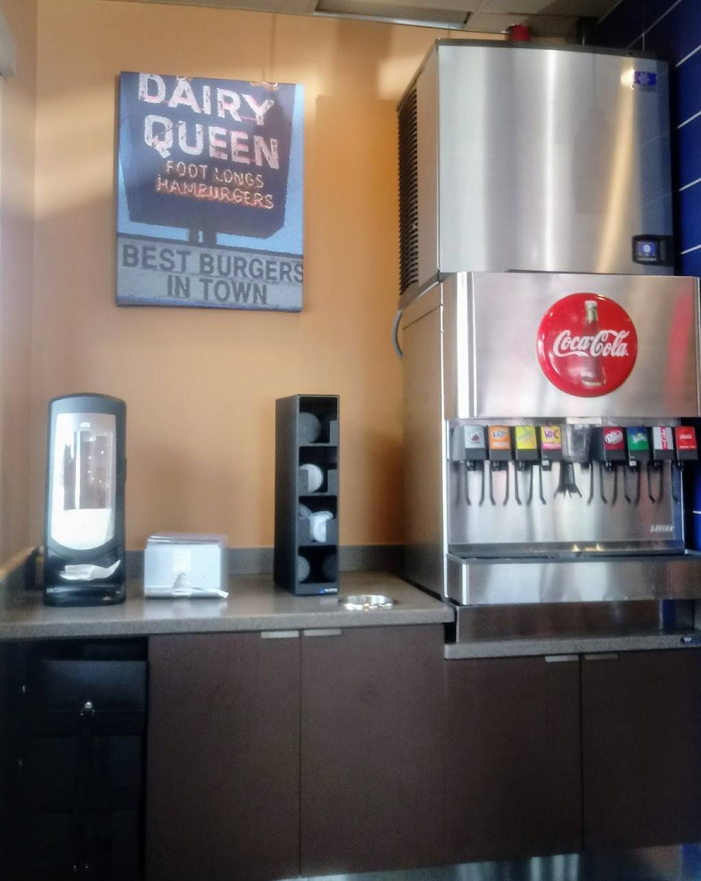 Dairy Queen Grill & Chill | restaurant | 2716 S US Hwy 1, Fort Pierce, FL 34982, USA | 7724488486 OR +1 772-448-8486