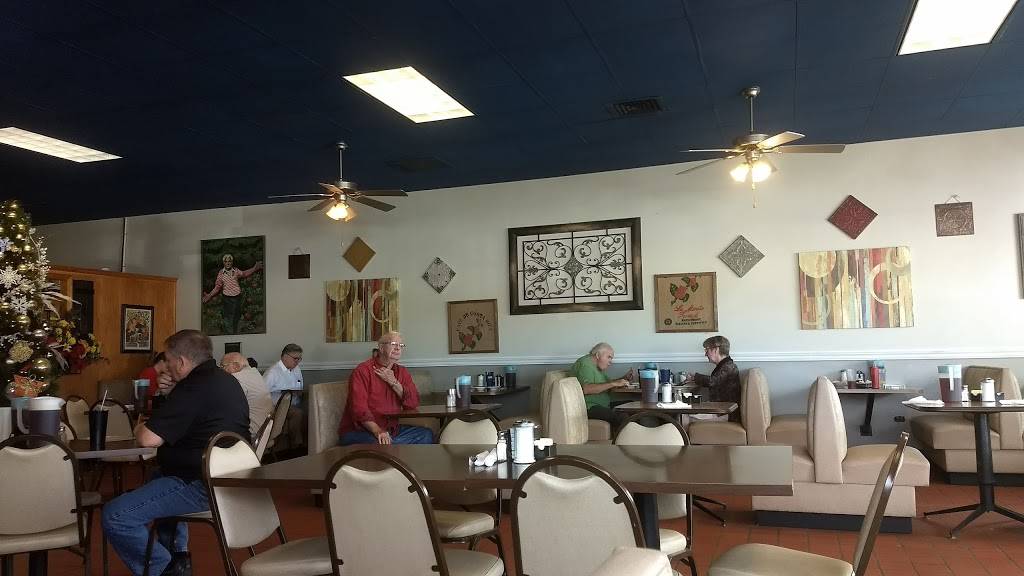 Angies of Chris Restaurant | restaurant | 853 S 17th St, Wilmington, NC 28401, USA | 9103439902 OR +1 910-343-9902