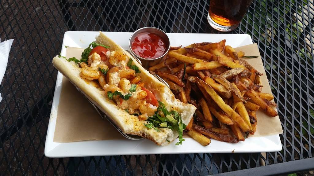 The Quiet Pint Tavern | restaurant | 1420 W 1st St, Winston-Salem, NC 27101, USA | 3368936881 OR +1 336-893-6881