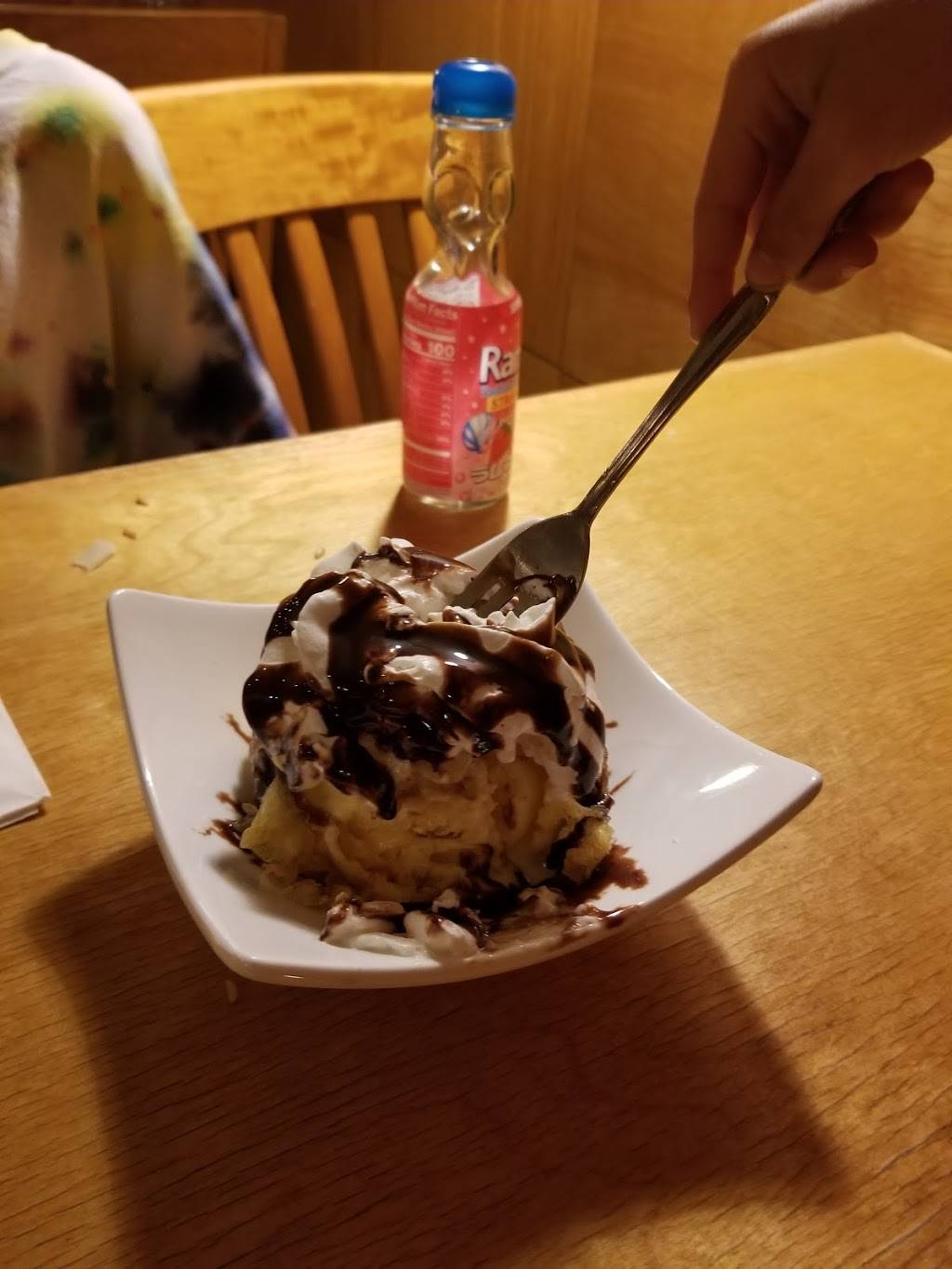 Osaka steakhouse | restaurant | 4707 16th St, Moline, IL 61265, USA | 3097622211 OR +1 309-762-2211