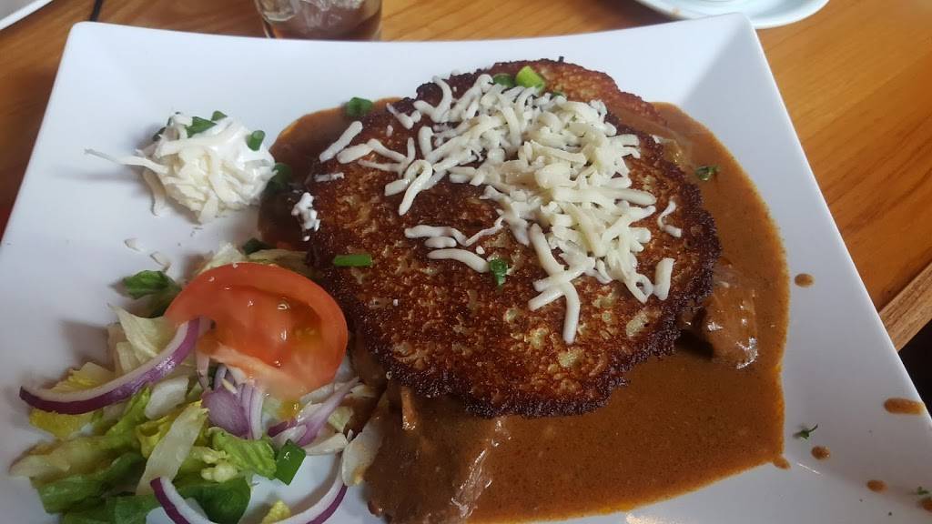 Janosik | restaurant | 9126 South Roberts Road S Roberts Rd, Hickory Hills, IL 60457, USA | 7084308888 OR +1 708-430-8888