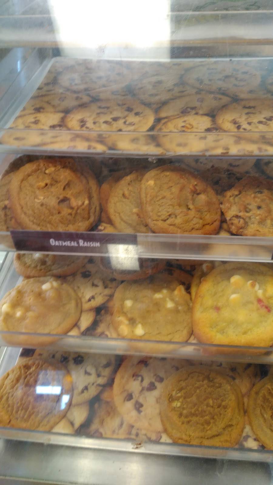 Subway Restaurants | restaurant | 523 N Gilcrease Museum Rd, Tulsa, OK 74127, USA | 9183829000 OR +1 918-382-9000