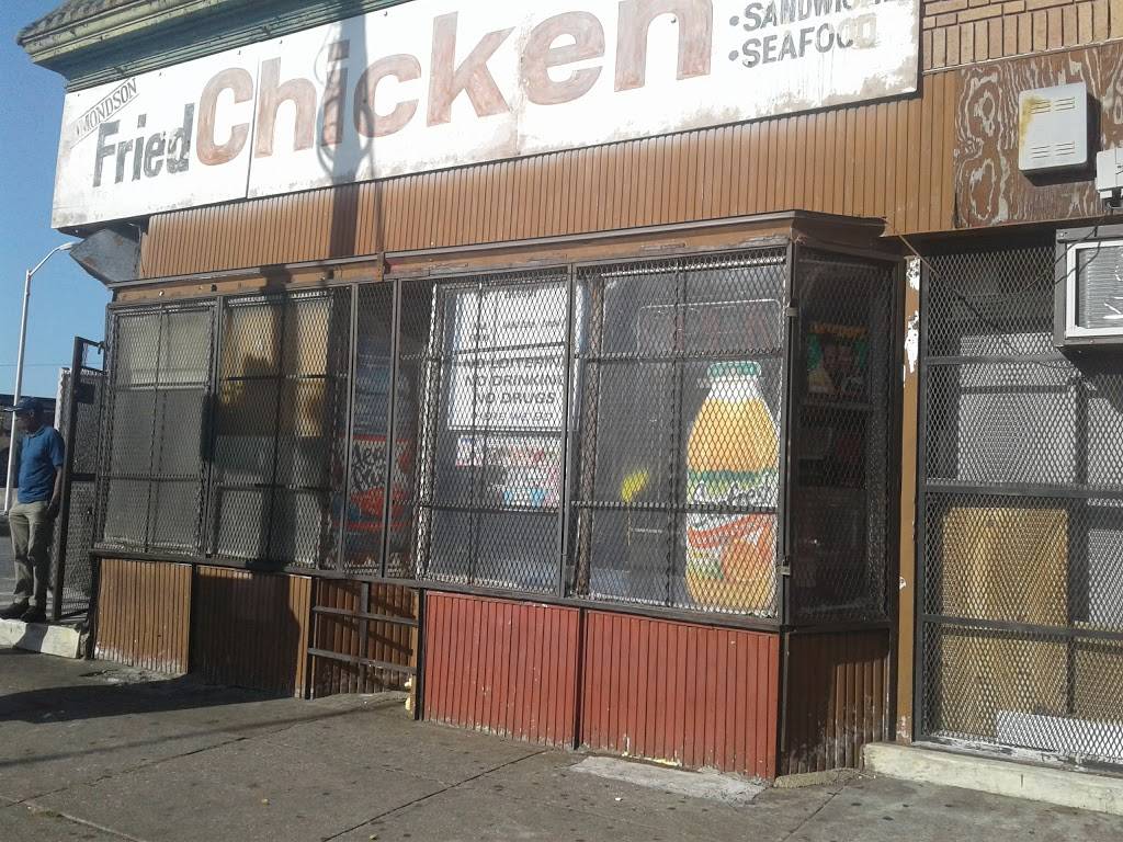 DSP Fried Chicken Inc | restaurant | 2900 Edmondson Ave, Baltimore, MD 21223, USA | 4102332244 OR +1 410-233-2244