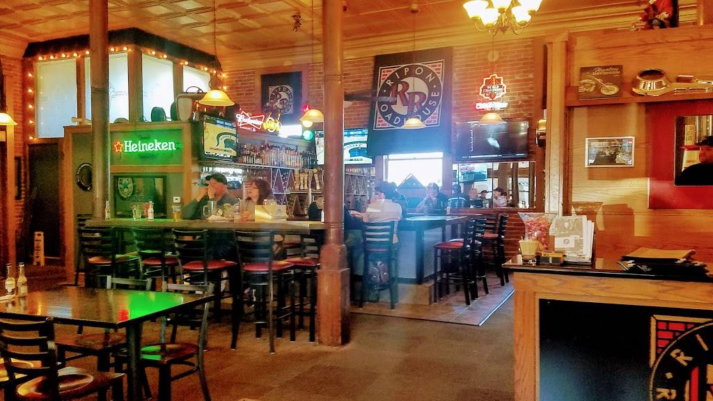 Ripon Roadhouse | restaurant | 125 E Main St, Ripon, CA 95366, USA | 2095993444 OR +1 209-599-3444