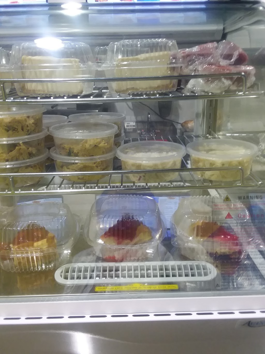 BJs Deli & Cafe | restaurant | 10333 Eight Mile Rd, Detroit, MI 48221, USA | 3133976598 OR +1 313-397-6598