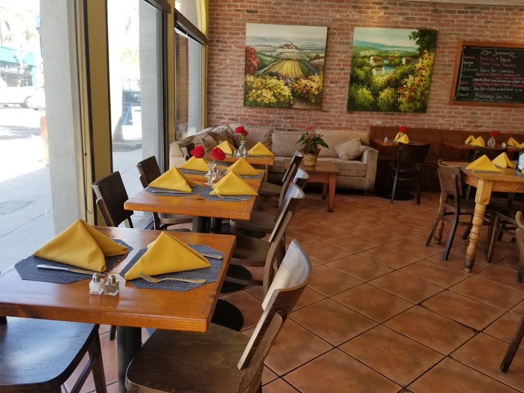 Creme De La Crepe | restaurant | 400 E First St, Long Beach, CA 90802, USA | 5624372222 OR +1 562-437-2222