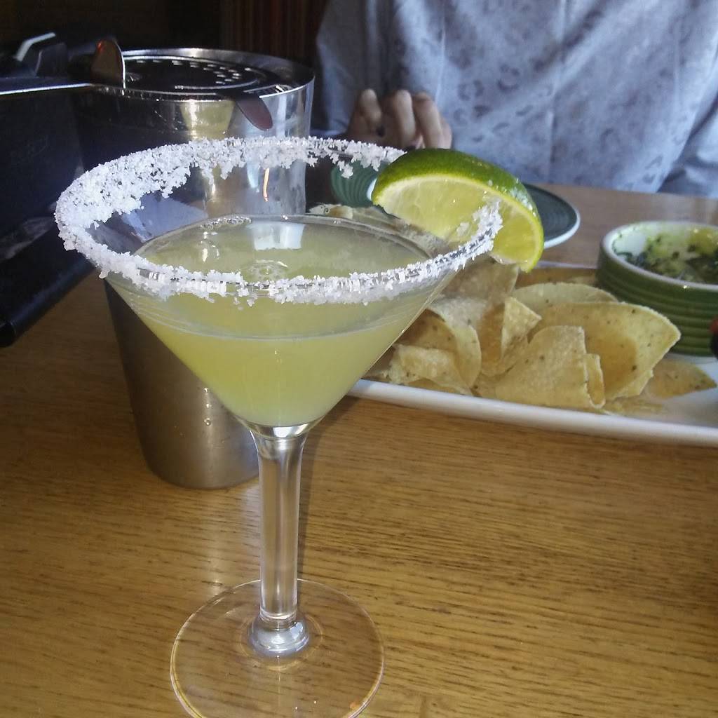 Applebees Grill + Bar | restaurant | 3281 Coach Ln, Cameron Park, CA 95682, USA | 5306778677 OR +1 530-677-8677