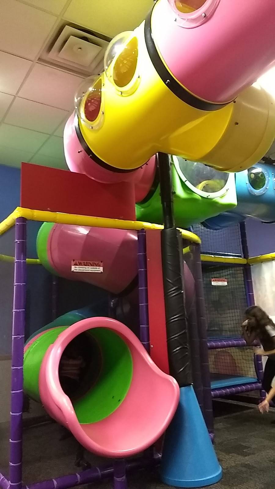 Chuck E. Cheese | restaurant | 21699-A, FL-7, Boca Raton, FL 33428, USA | 5614877645 OR +1 561-487-7645