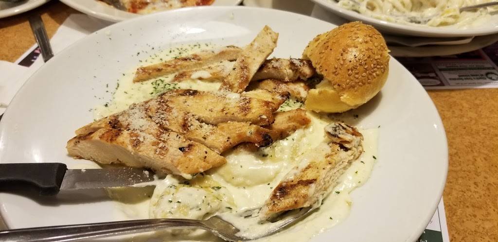 Metropolis Diner | restaurant | 1711 NY-112, Medford, NY 11763, USA | 6317582427 OR +1 631-758-2427