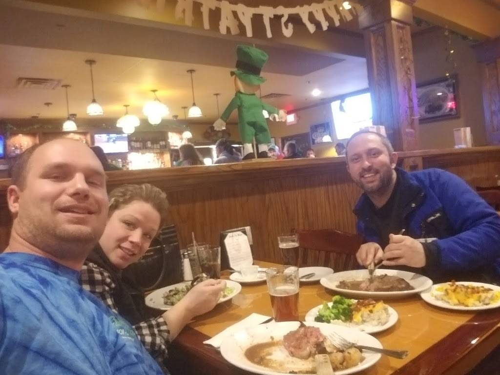 Grille on Main Restaurant & Bar | restaurant | 306 Main St, Douglas, MA 01516, USA | 5084765661 OR +1 508-476-5661