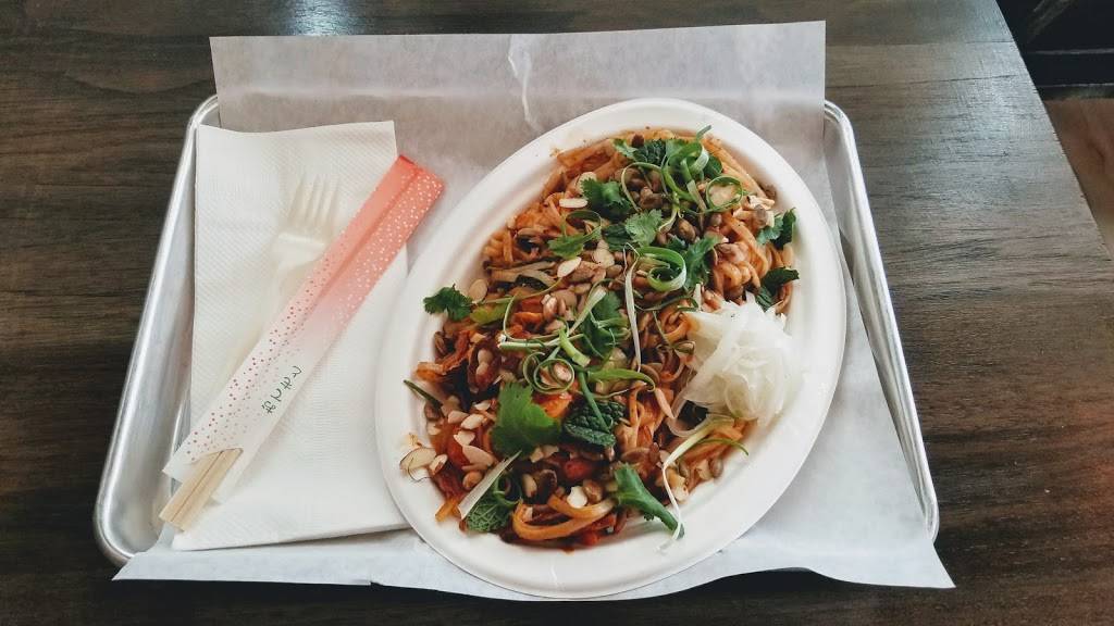 The Left Handed Cook | restaurant | 2901 Honolulu Ave, Glendale, CA 91214, USA | 7472557411 OR +1 747-255-7411