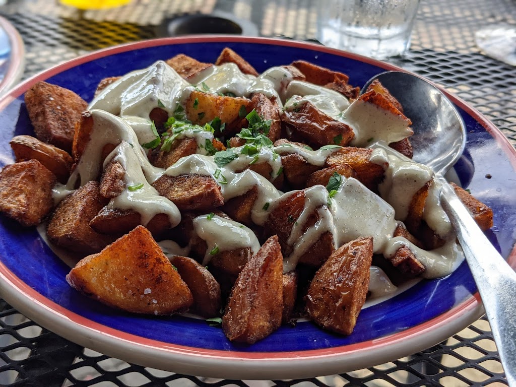 La Bodega | restaurant | 703 Southwest Blvd, Kansas City, MO 64108, USA | 8164728272 OR +1 816-472-8272