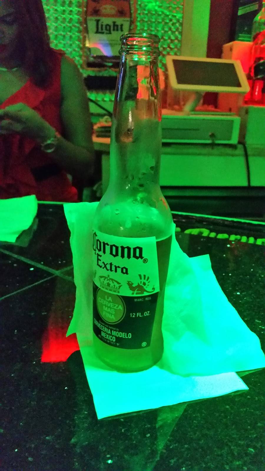 El Buen Ambiente | restaurant | 108 E 198th St, Bronx, NY 10468, USA | 7182201515 OR +1 718-220-1515