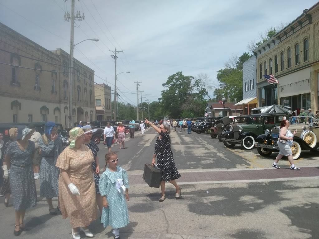 Pats Brew and Que | restaurant | 124 North St, Sharon, WI 53585, USA | 2627362222 OR +1 262-736-2222