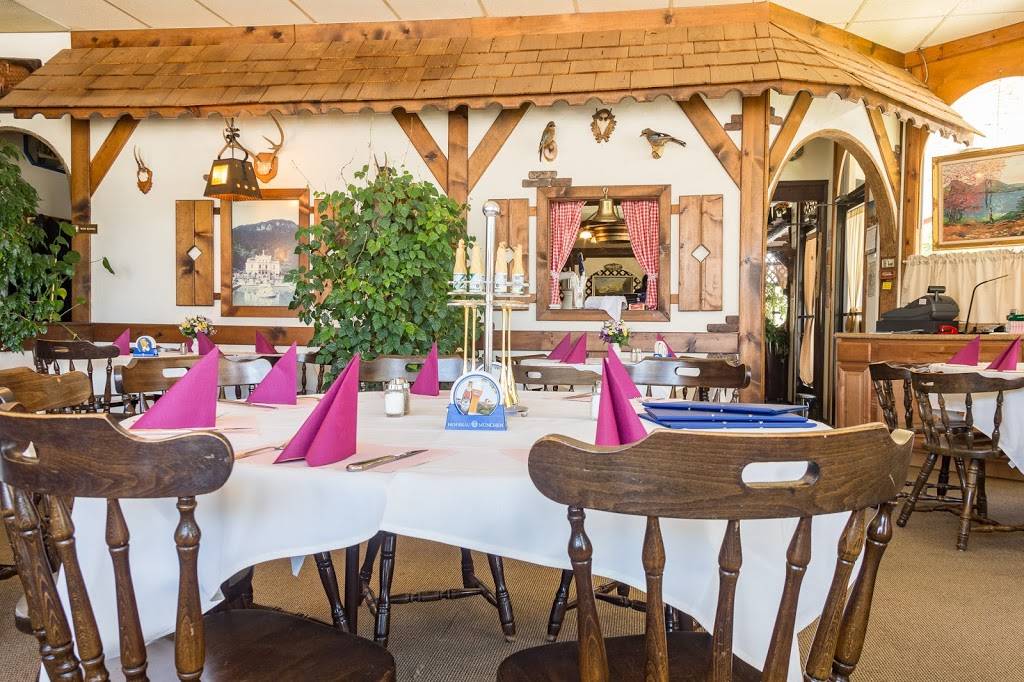 German Restaurant Stammtisch | restaurant | 1204 Echo Ave, Seaside, CA 93955, USA | 8318993070 OR +1 831-899-3070