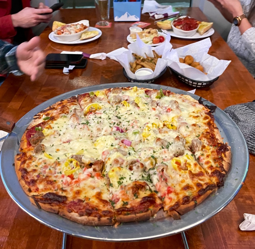 Mad Meatball | restaurant | 210 SW 11th St, Des Moines, IA 50309, USA | 5152446419 OR +1 515-244-6419