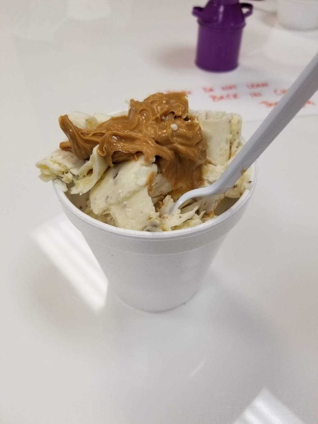 Sweet Cream ice cream | restaurant | 8898 Old Lee Hwy, Ooltewah, TN 37363, USA | 4234985838 OR +1 423-498-5838