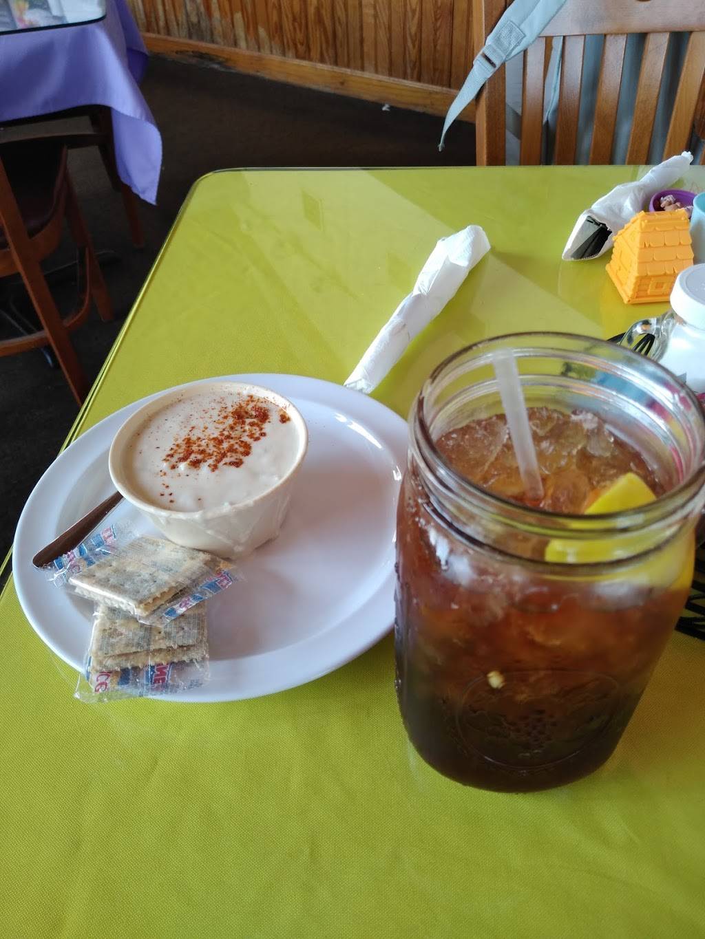 Kays At the Airport | restaurant | 5263 Bucktown Rd, Cambridge, MD 21613, USA | 4109018844 OR +1 410-901-8844