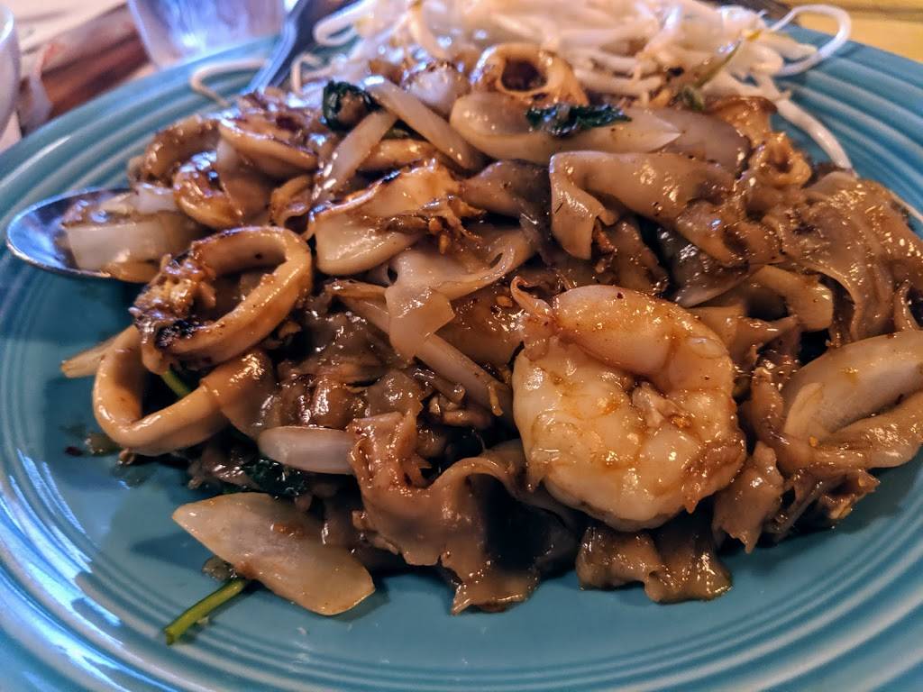 ChaBa Thai | restaurant | 5810 NE Sandy Blvd, Portland, OR 97213, USA | 5032823970 OR +1 503-282-3970