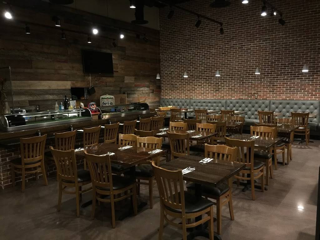 Siam Thai & Sushi | restaurant | 5460 E Bay Dr suite 100, Clearwater, FL 33764, USA | 7272210808 OR +1 727-221-0808