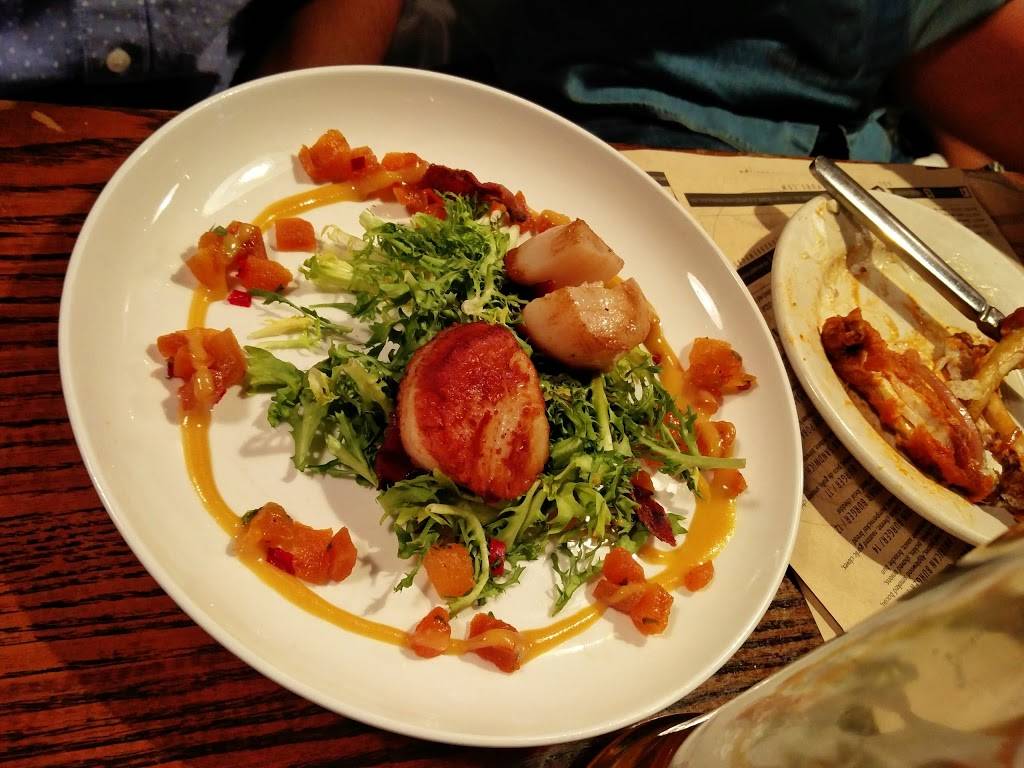 Goose Island Brewhouse | restaurant | 1800 N Clybourn Ave, Chicago, IL 60614, USA | 3129150071 OR +1 312-915-0071