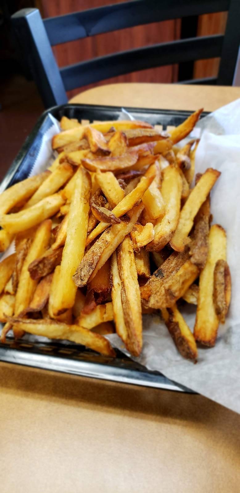 Embers Grille | restaurant | 313 E Robinson Ave, Grovetown, GA 30813, USA | 7063059707 OR +1 706-305-9707