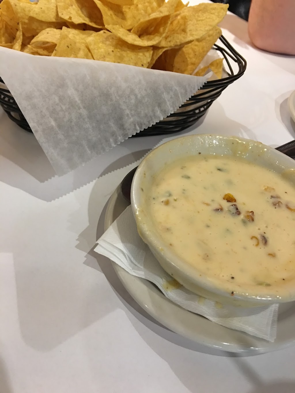 Loca Luna | restaurant | 3519 Old Cantrell Rd, Little Rock, AR 72202, USA | 5016634666 OR +1 501-663-4666