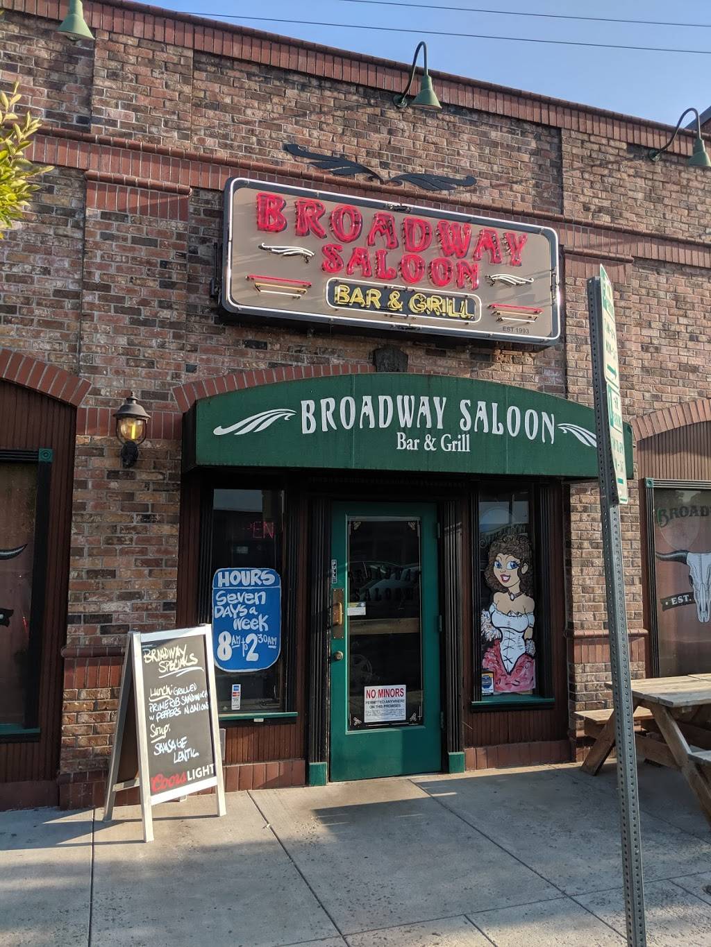 Broadway Saloon | restaurant | 12434 SW Broadway St, Beaverton, OR 97005, USA | 5036417474 OR +1 503-641-7474