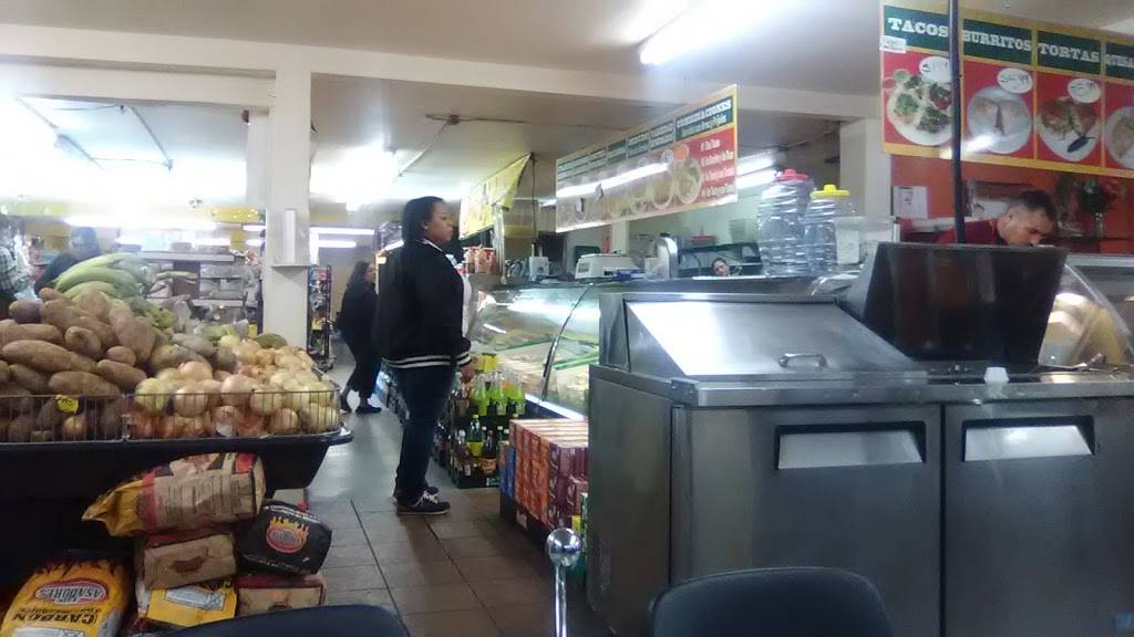 El Rodeo | restaurant | 1706 SE 6th Ave, Topeka, KS 66607, USA | 7852675407 OR +1 785-267-5407