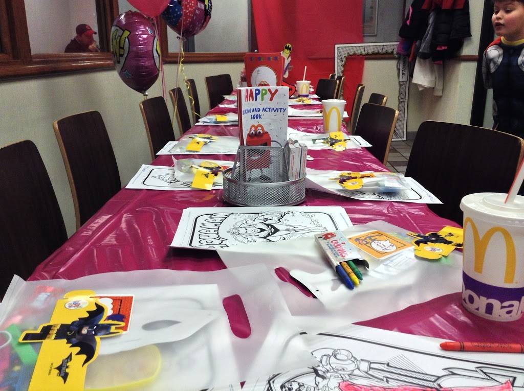 McDonalds | cafe | 25700 Detroit Rd, Westlake, OH 44145, USA | 4408719161 OR +1 440-871-9161