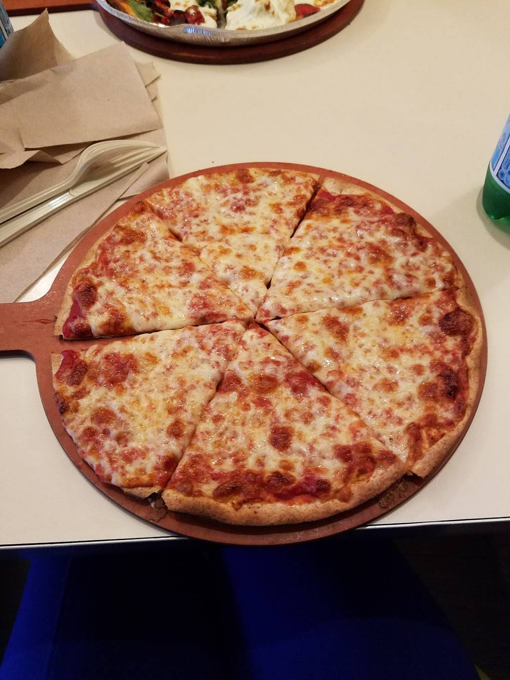 SKINNYPIZZA | restaurant | 1955, 211 Mineola Ave, Roslyn Heights, NY 11577, USA | 5166866180 OR +1 516-686-6180