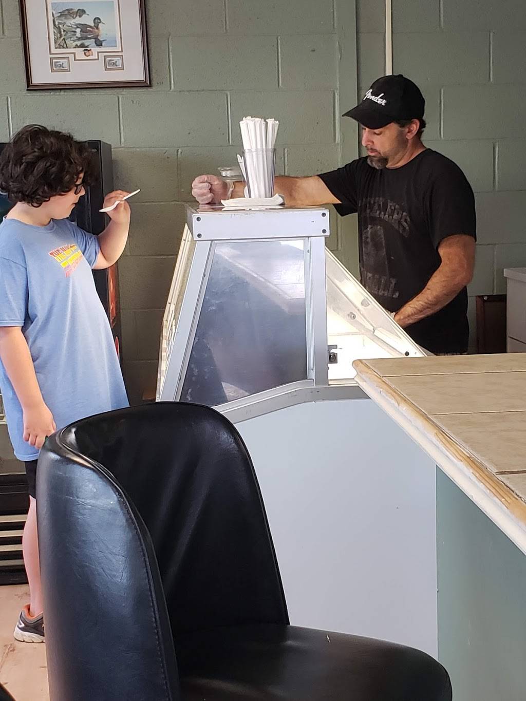 Macs Pizzarina | restaurant | 114 Lake Meade Dr, East Berlin, PA 17316, USA | 7176197541 OR +1 717-619-7541