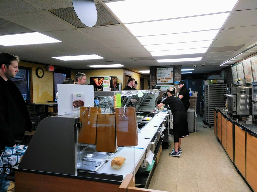 Subway Restaurants | restaurant | 24406 75th St, Salem, WI 53168, USA | 2628433325 OR +1 262-843-3325