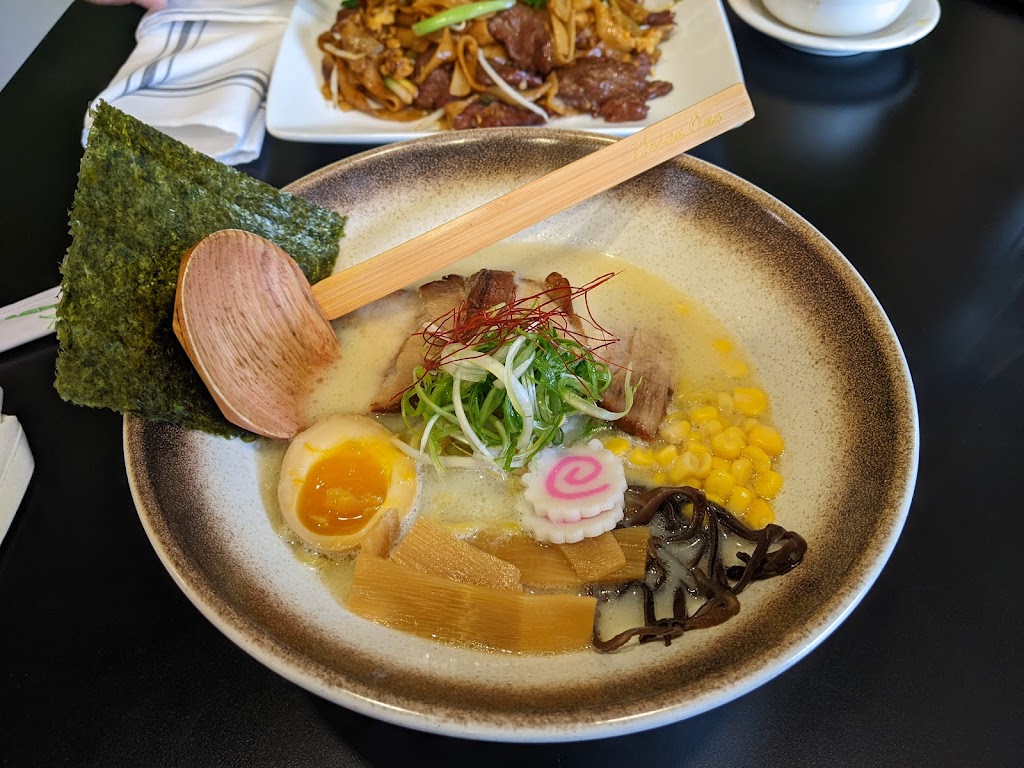 Mt Asian One | restaurant | 1431 N Denver Ave, Loveland, CO 80538, USA | 9709667611 OR +1 970-966-7611