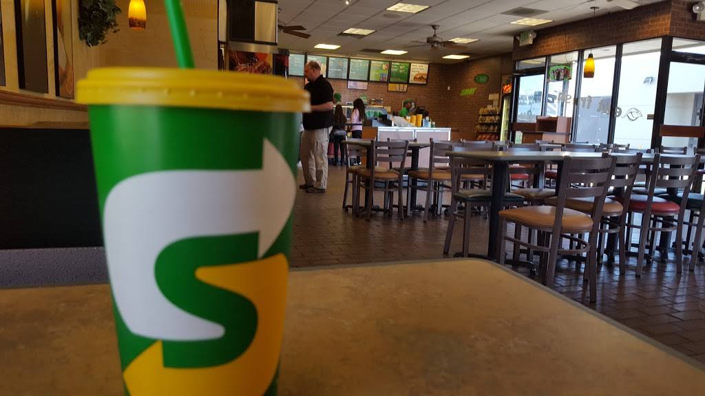 Subway | meal takeaway | 3636 2100 S, Salt Lake City, UT 84104, USA | 8017461335 OR +1 801-746-1335