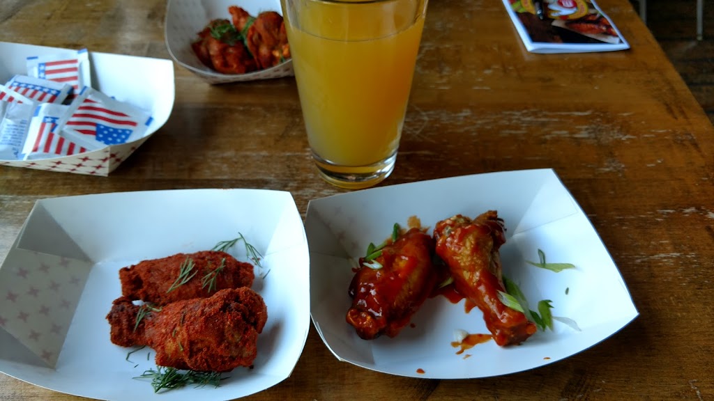 Plank Road Tavern | restaurant | 16719 Detroit Ave, Cleveland, OH 44107, USA | 2162215900 OR +1 216-221-5900