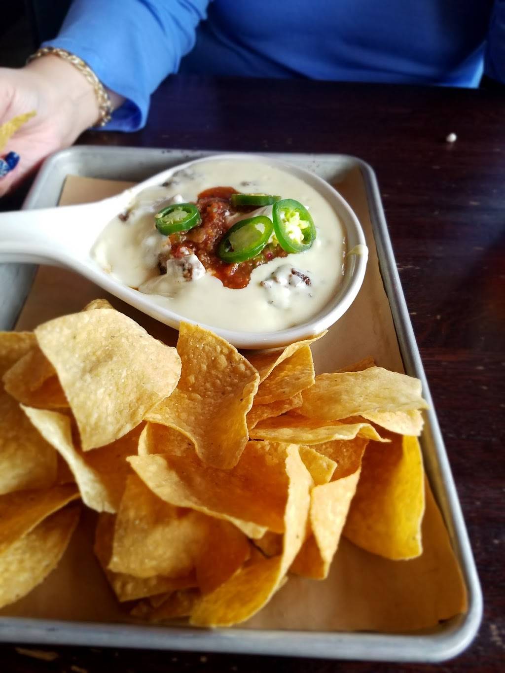 Scottys Brewhouse | restaurant | 251 W Northfield Dr, Brownsburg, IN 46112, USA | 3178525151 OR +1 317-852-5151