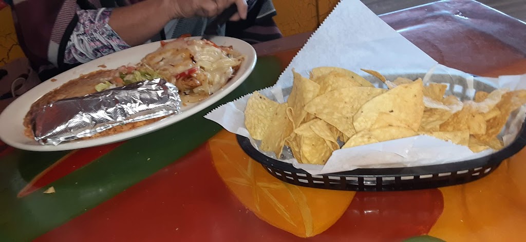 Los Vaqueros Mexican Restaurant | restaurant | 205 Maple St, Overbrook, KS 66524, USA | 7856657423 OR +1 785-665-7423