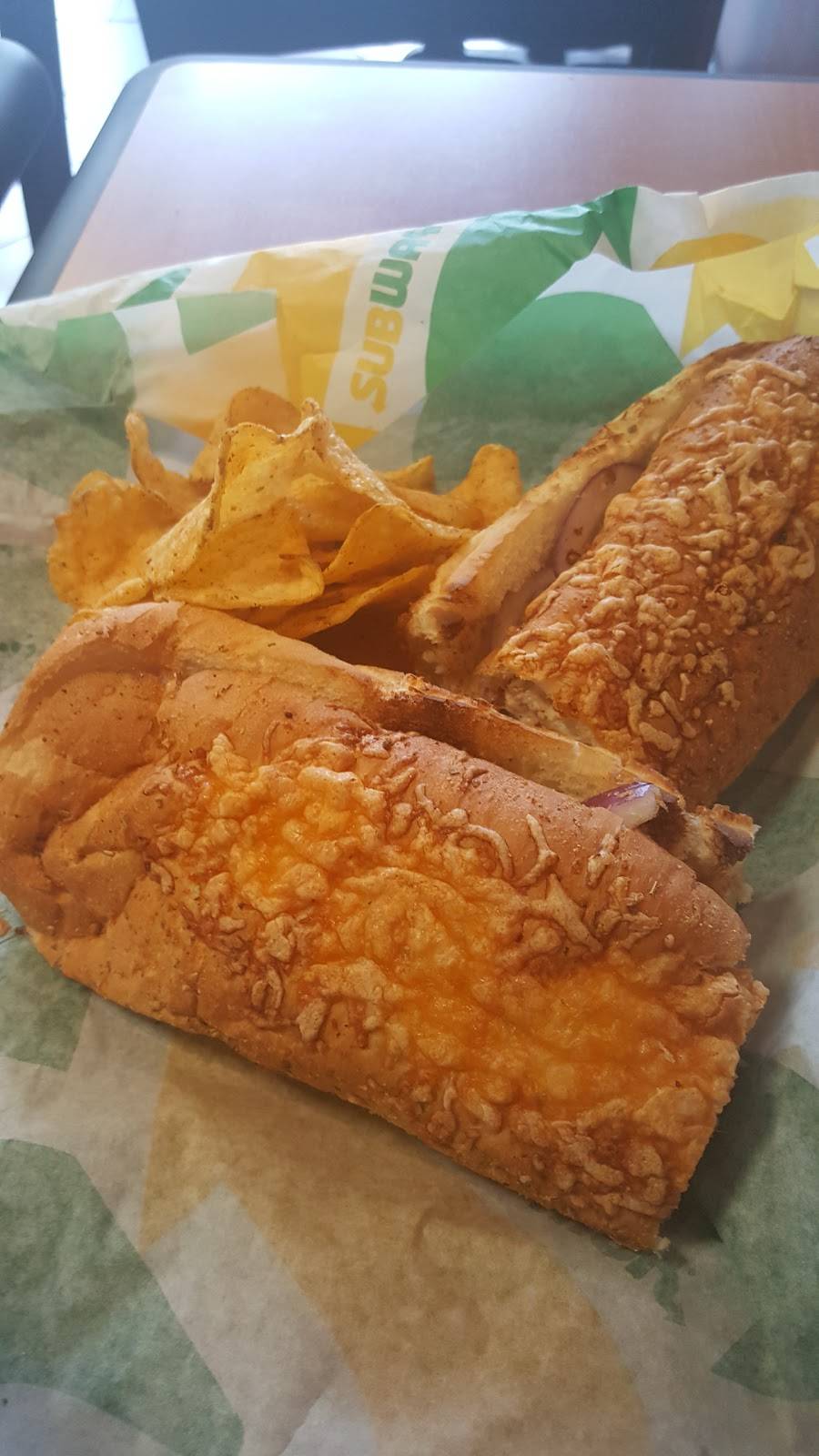 Subway Restaurants | restaurant | 148 W Sierra Madre Blvd, Sierra Madre, CA 91024, USA | 6263551800 OR +1 626-355-1800