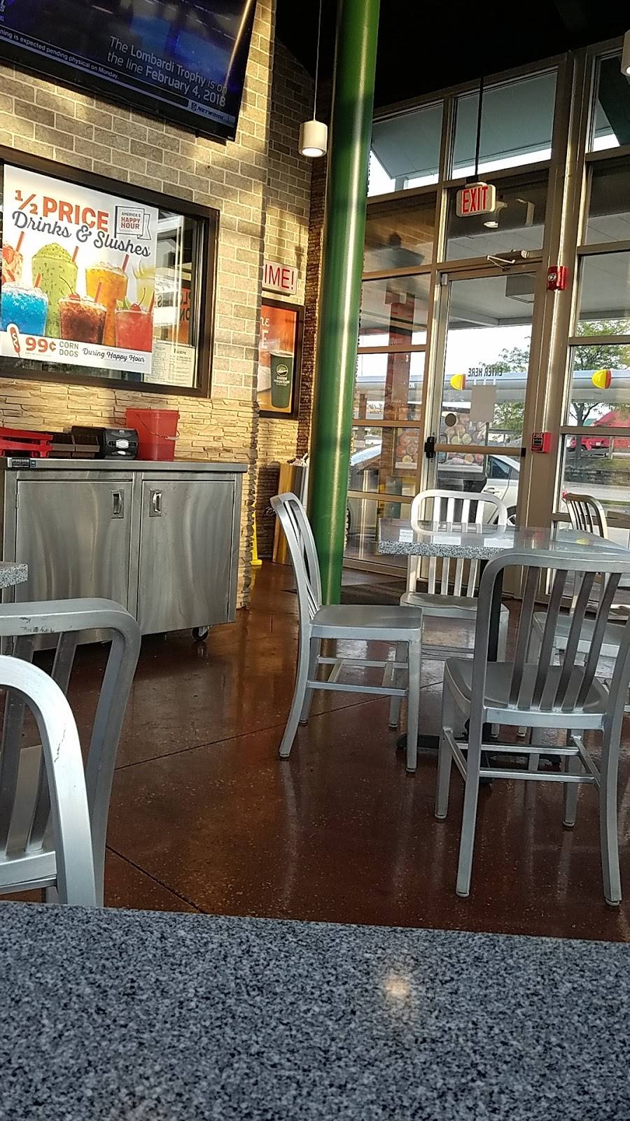 Sonic Drive-In | restaurant | 1151 E Dundee Rd, Palatine, IL 60074, USA | 8473592600 OR +1 847-359-2600