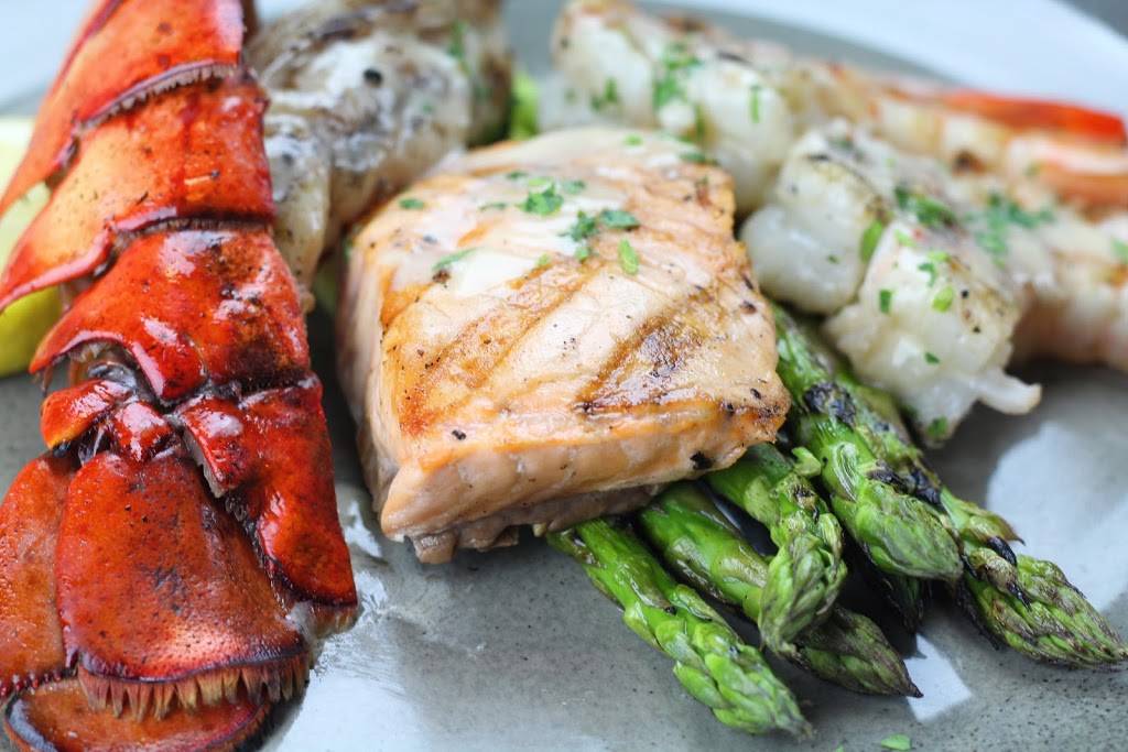 Catch 35 Naperville | restaurant | 35 S Washington St, Naperville, IL 60540, USA | 6307173500 OR +1 630-717-3500