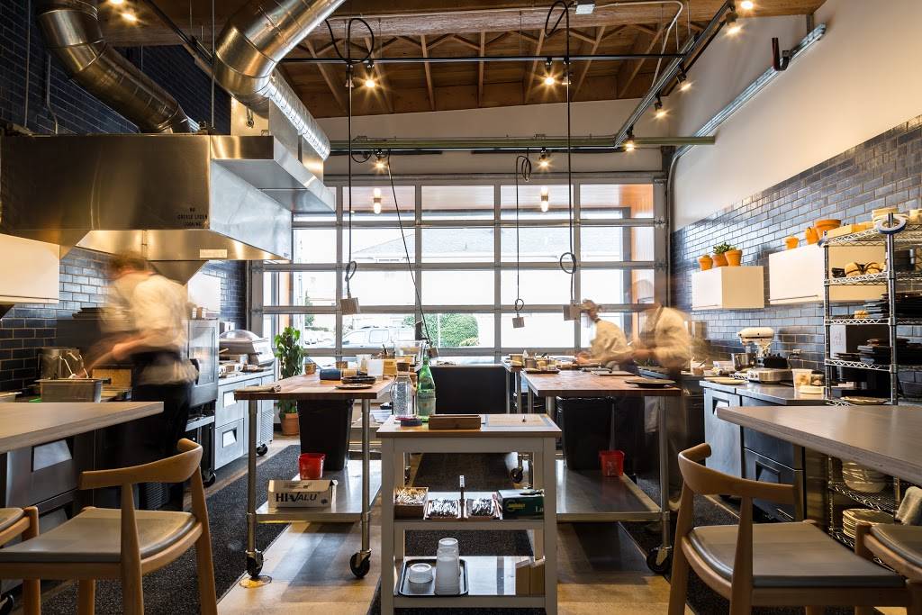 Nomad.PDX | restaurant | 575 NE 24th Ave, Portland, OR 97232, USA | 5032064085 OR +1 503-206-4085