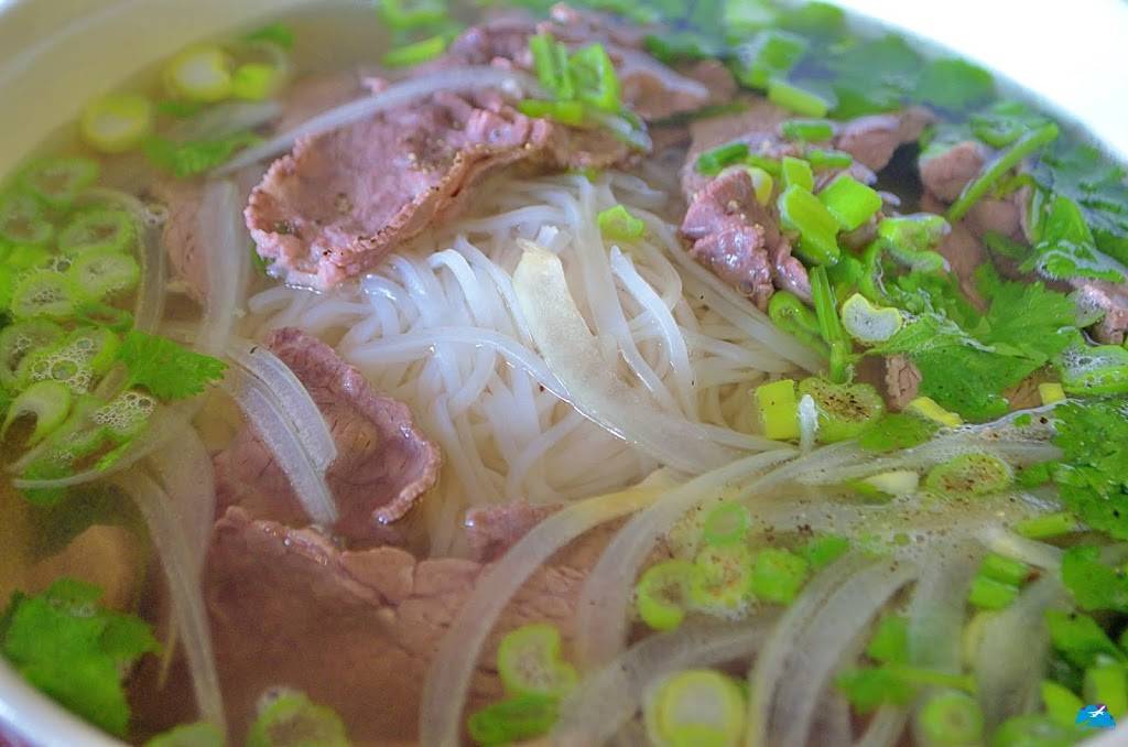 Pho King | restaurant | 210 Needmore Rd suit G, Clarksville, TN 37040, USA | 9318962222 OR +1 931-896-2222
