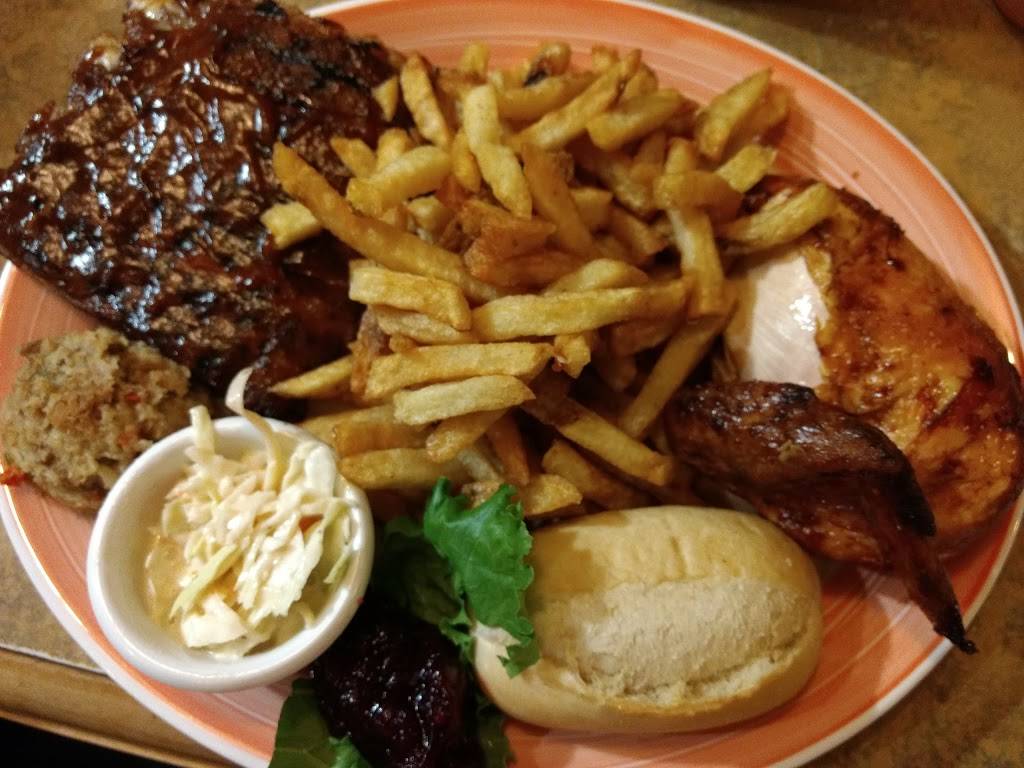 Swiss Chalet Rotisserie & Grill | restaurant | 4450 Walker Rd, Windsor, ON N8W 3T5, Canada | 5192507106 OR +1 519-250-7106