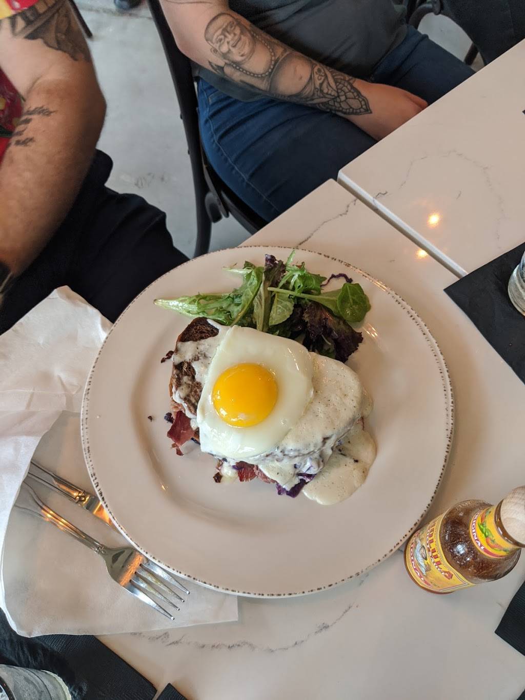 Strandhill Public | restaurant | 309 W Palm Ave, Tampa, FL 33602, USA | 8137699234 OR +1 813-769-9234