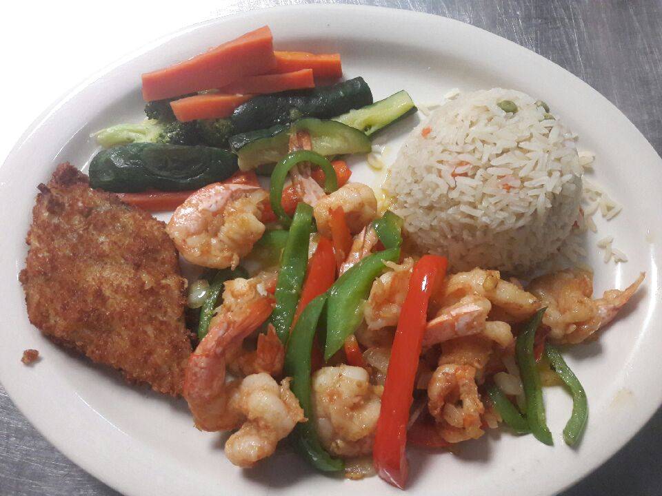 El Tenampa Mexican Grill & Cantina | restaurant | 8660 N 107th St, Milwaukee, WI 53224, USA | 4142060790 OR +1 414-206-0790