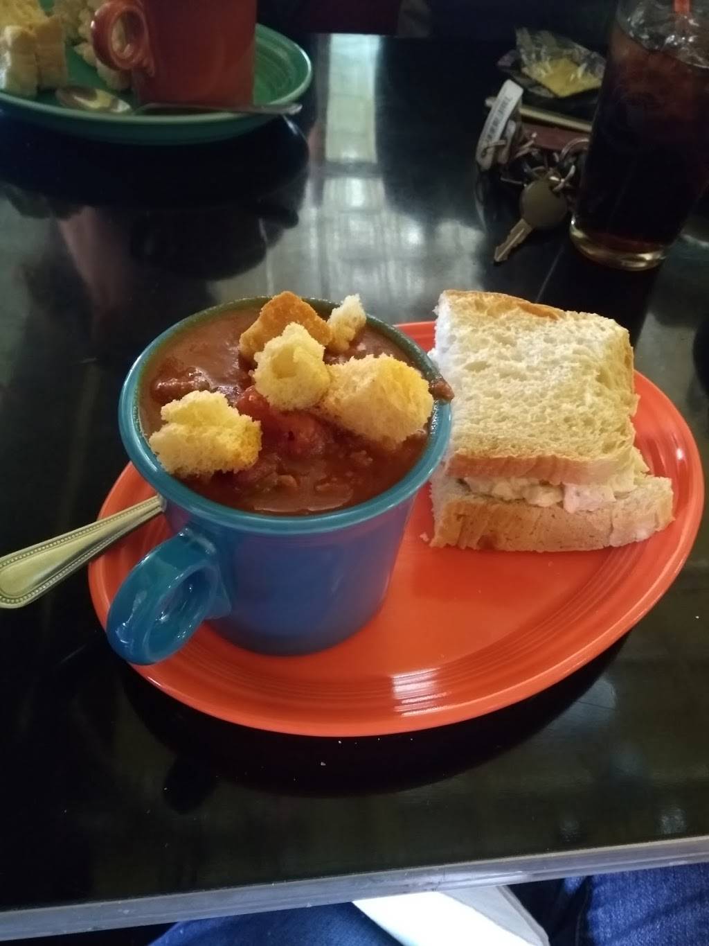 Chatter Box | restaurant | 900 Main St, Portage, PA 15946, USA | 8147363888 OR +1 814-736-3888