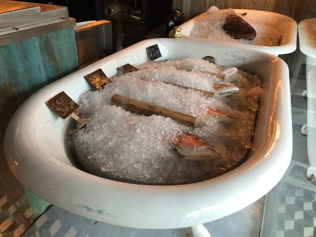 Stiltsville Fish Bar | restaurant | 1787 Purdy Ave, Miami Beach, FL 33139, USA | 7863530477 OR +1 786-353-0477