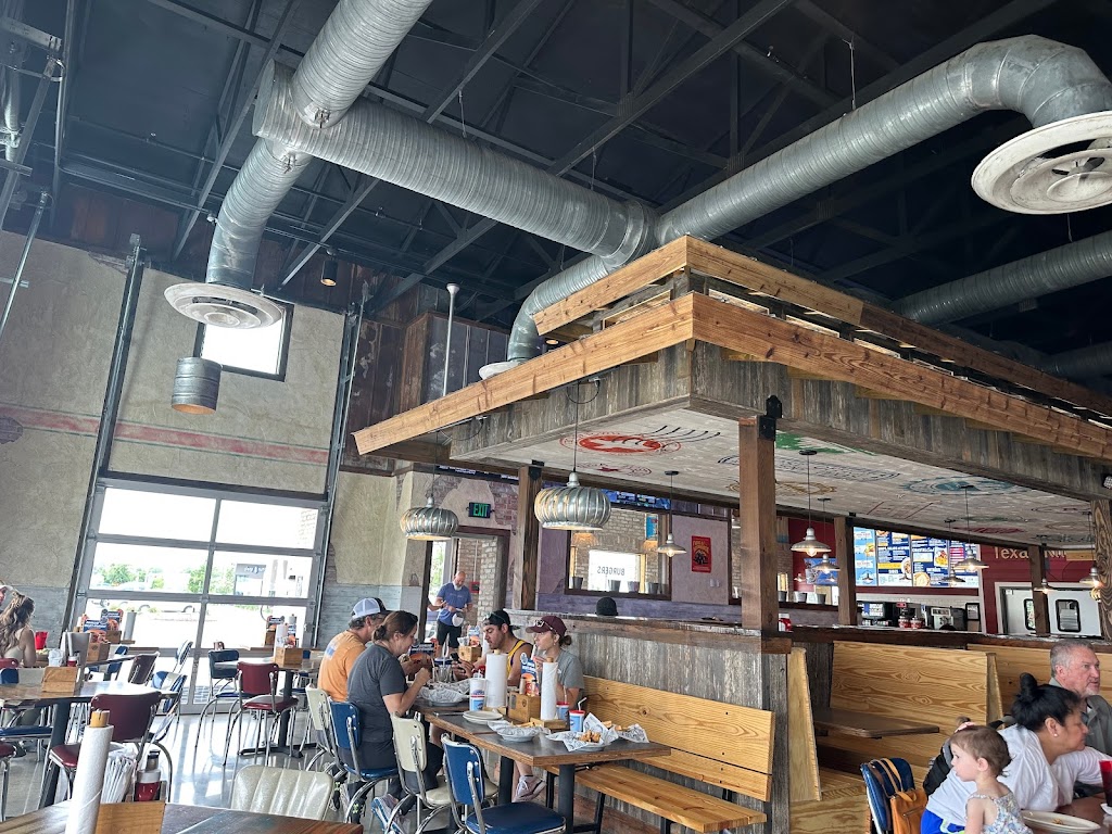 Willies Grill & Icehouse | restaurant | Pflugerville, TX 78660, USA | 5127782000 OR +1 512-778-2000