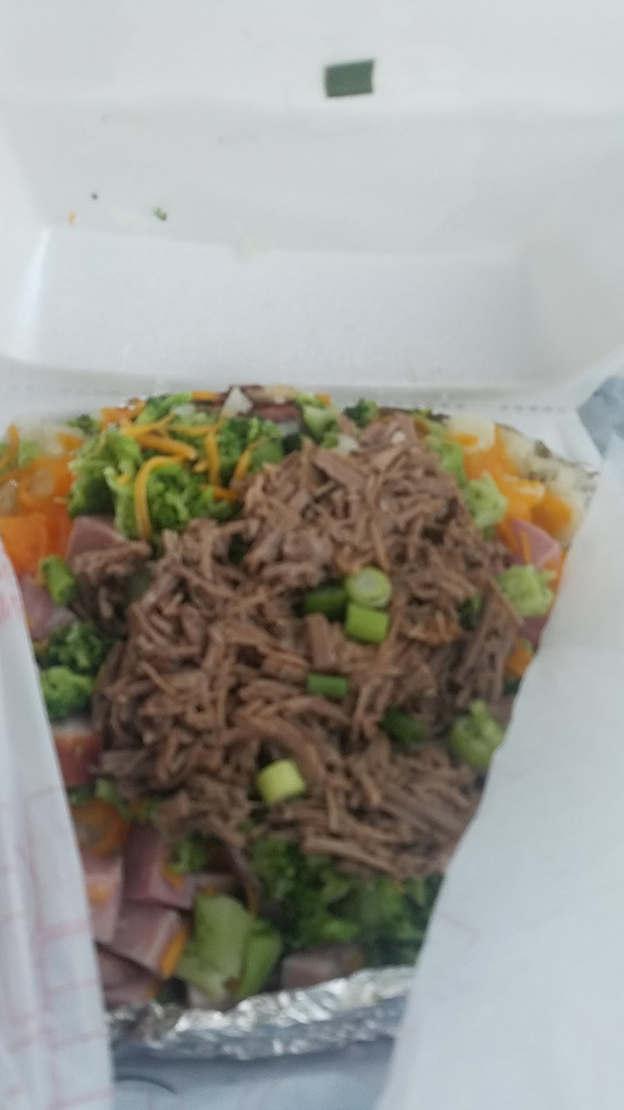 Three Potato More | restaurant | 1600 Metro Dr, Alexandria, LA 71301, USA | 3184874274 OR +1 318-487-4274